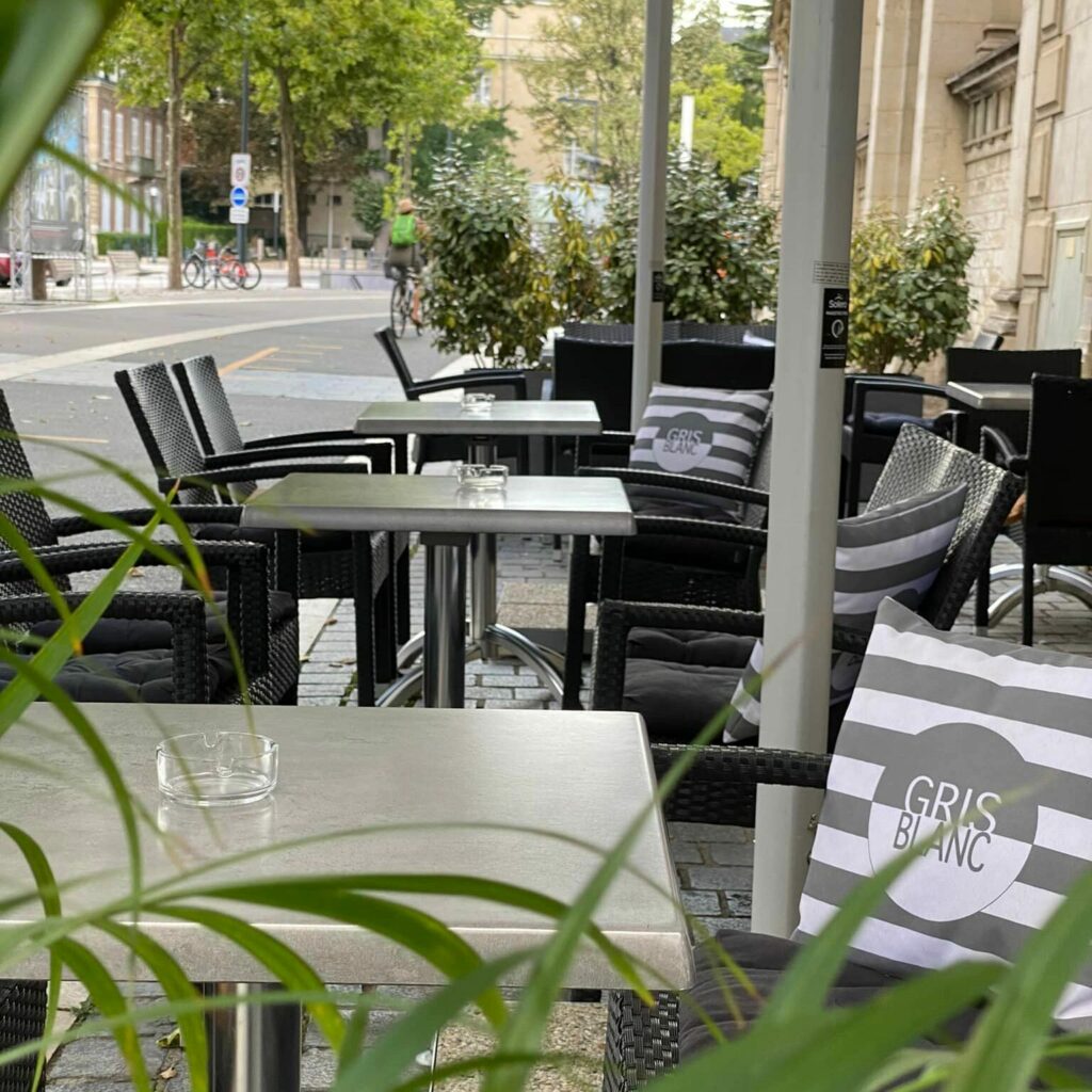 Bar à cocktails LE CHARTRES